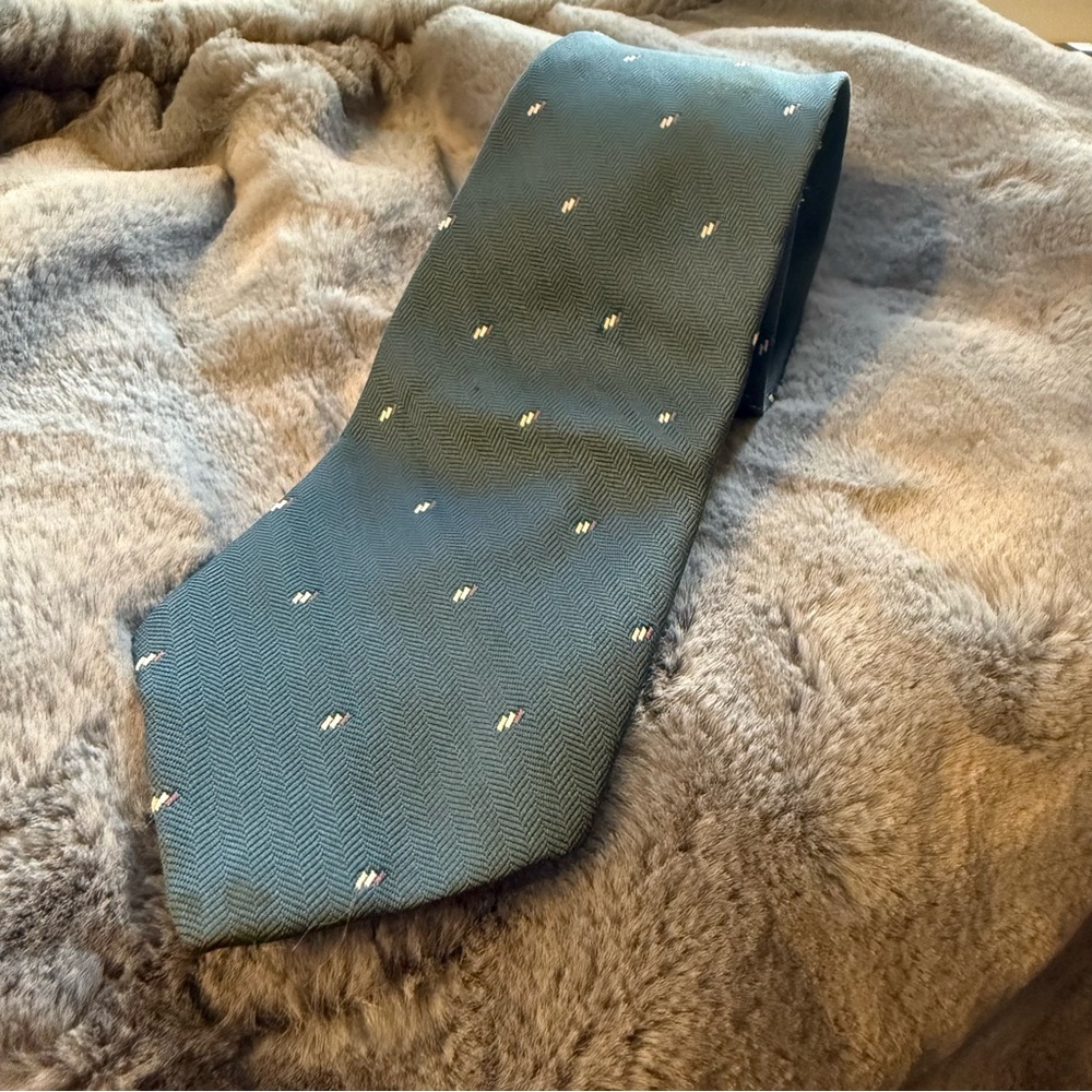 Vintage Sears men’s store Gray Herringbone Necktie polyester casual work regular